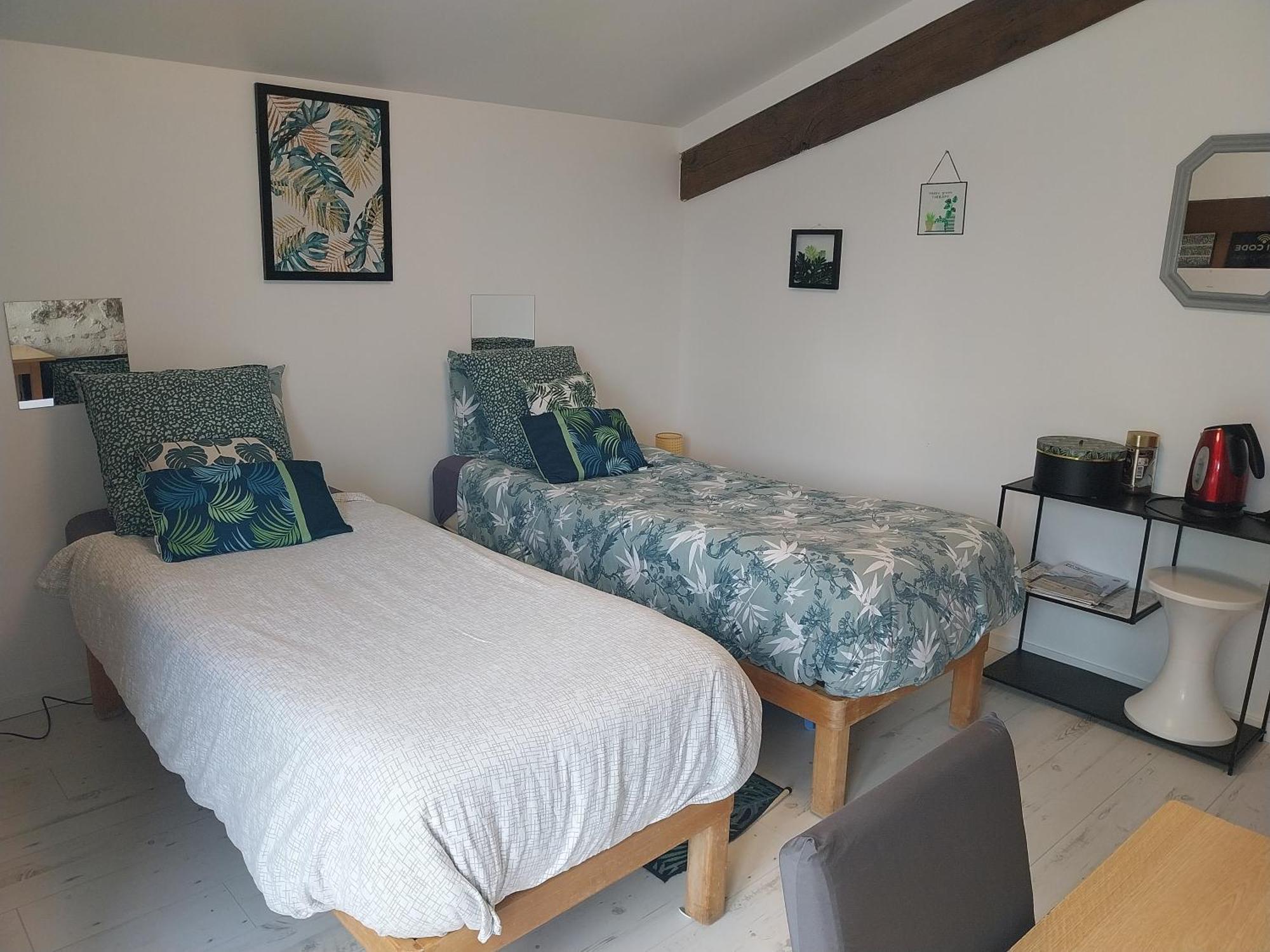 Un Air De Campagne Bed & Breakfast Millac  Bagian luar foto